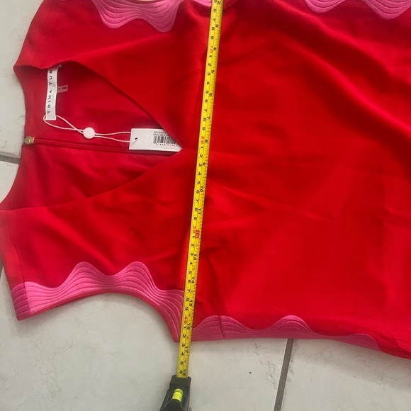Trina Turk Enjoyable Red Hot Dress size 2 - Picture 9 of 10